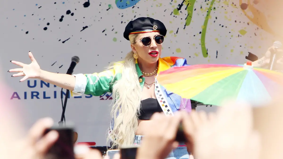  June 28, 2019.Lady Gaga speak at Stonewall in Greenwich Village New York June 28, 2019 PUBLICATIONxINxGERxSUIxAUTxONLY Copyright: xRW/MediaPunchx