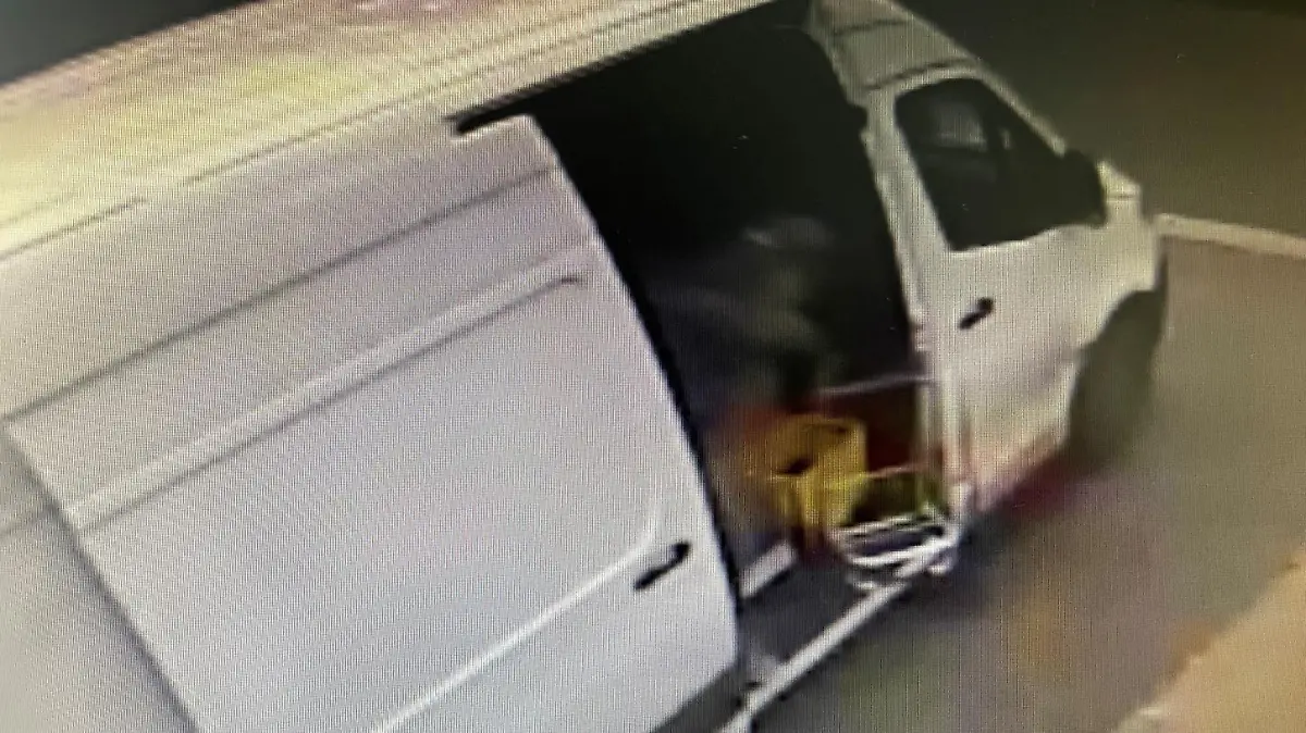 Goldbaren aus Transporter geklaut