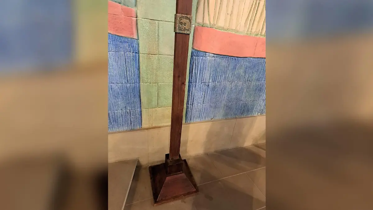 Auch das Kreuz und die Wand im Altarraum der katholischen St. Joseph Kirche wurden angepinkelt.