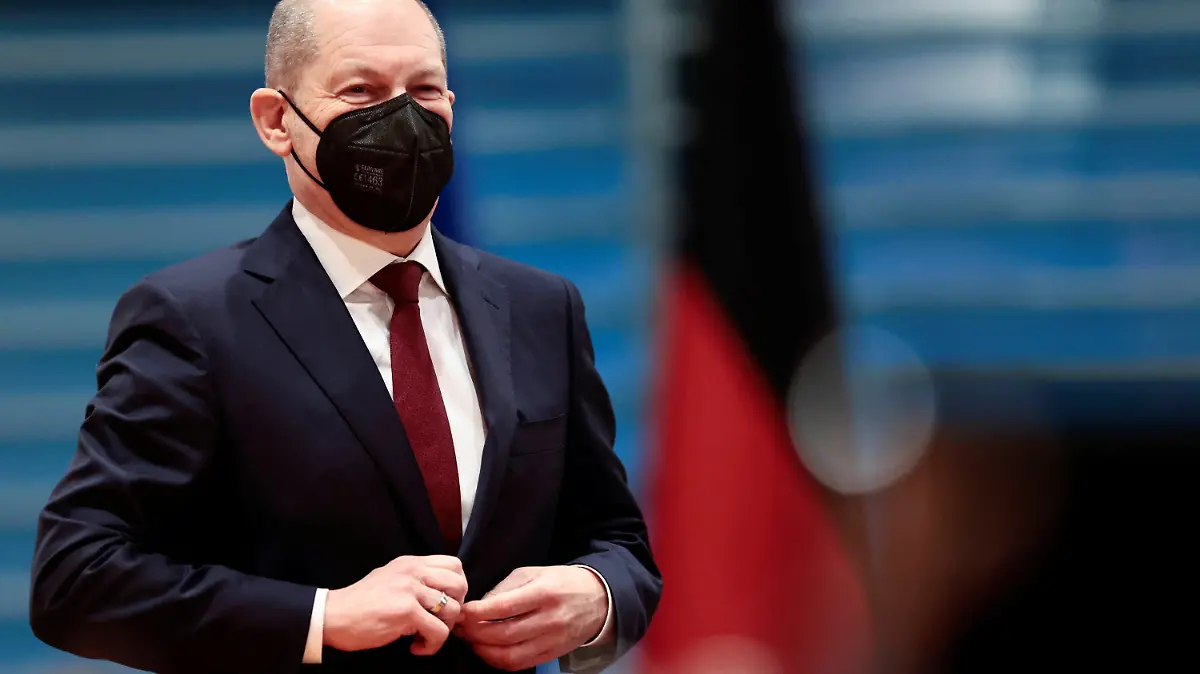 12.01.2022, Berlin: Bundeskanzler Olaf Scholz (SPD) nimmt an einer Kabinettssitzung im Kanzleramt teil. Foto: Hannibal Hanschke/Reuters/Pool/dpa +++ dpa-Bildfunk +++