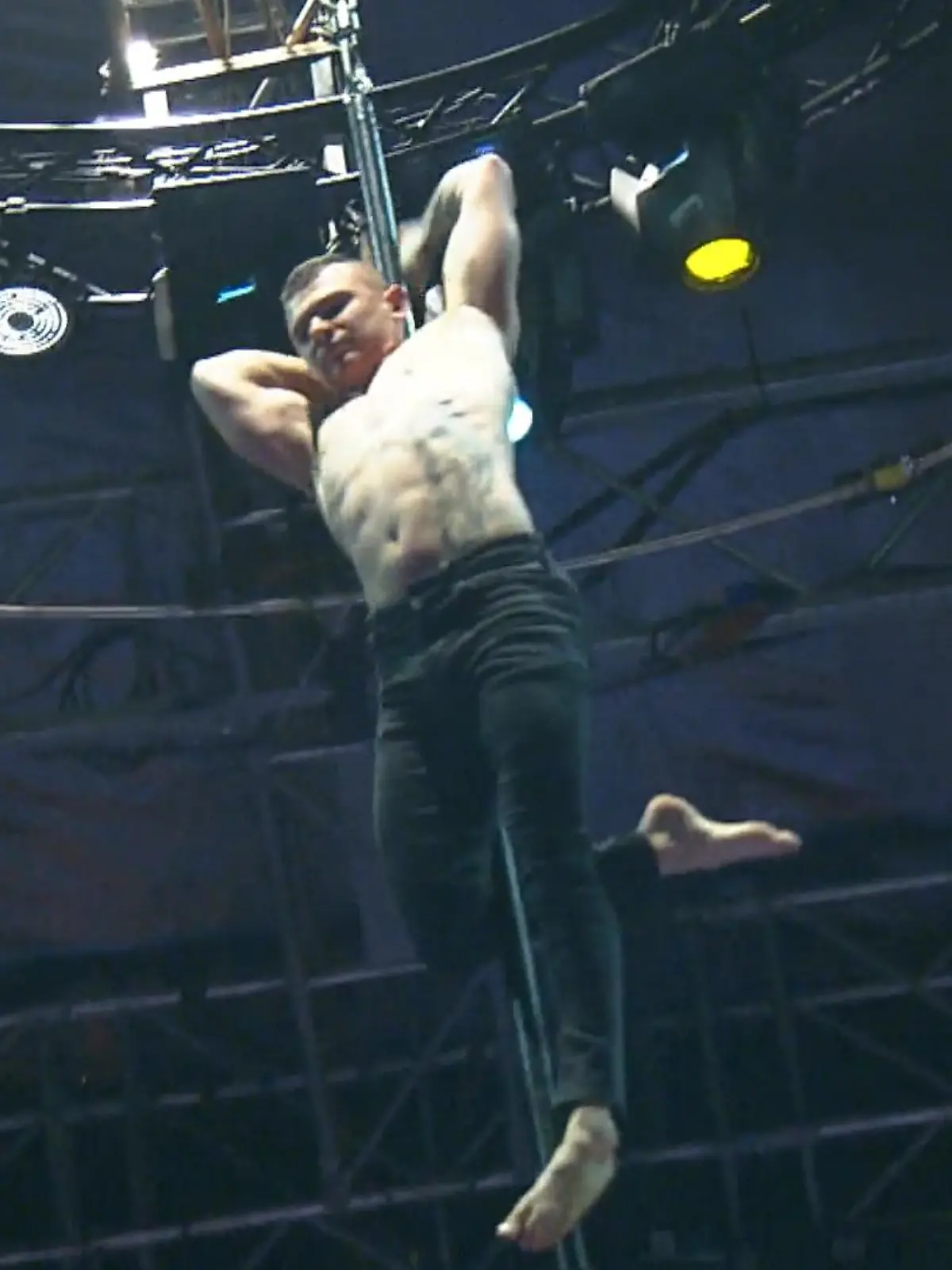 Bild zu: "Flic Flac mit neuer Show in Duisburg"
