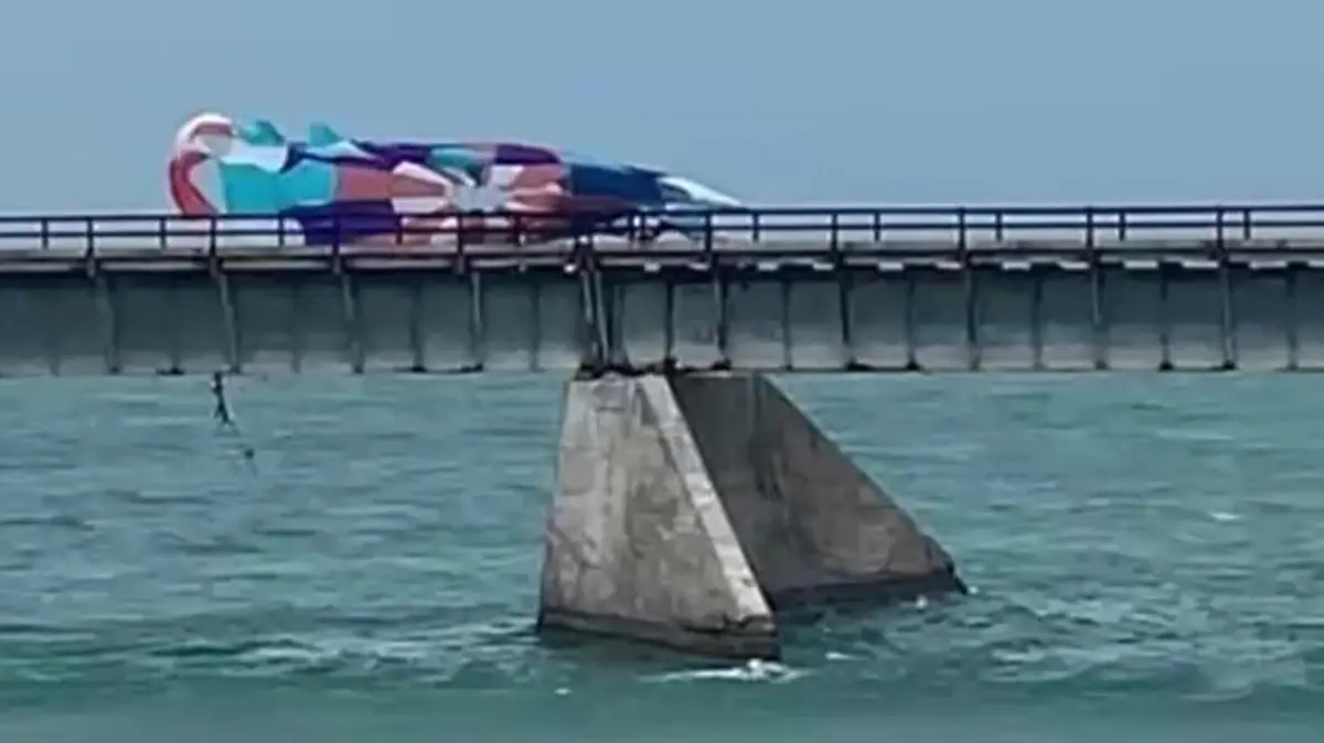 Bei einem Unfall an der Brücke in den Florida Keys kam eine 33-Jährige ums Leben.