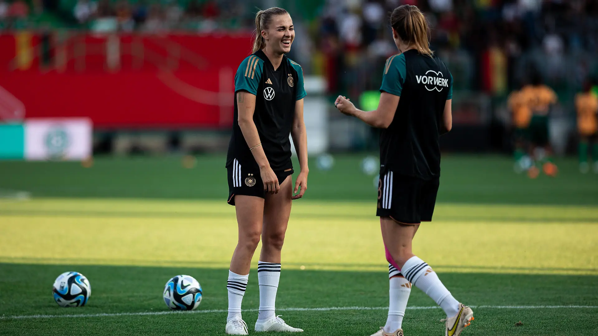 07.07.2023, xedx, GER, Fuerth, Sportpark Ronhof Thomas Sommer, Frauenfußball, Nationalmannschaft, Saison 2022 2023, Länderspiel, photogreva, Weltmeisterschaft, Testspiel Deutschland - Sambia, national team, Nationalteam natio, womensoccer Aufwaermen, Warm Up, Laura Freigang DFL regulations prohibit any use of photographs as image sequences and/or quasi-video *** 07 07 2023, xedx, GER, Fuerth, Sportpark Ronhof Thomas Sommer, womens soccer, national team, season 2022 2023, international match, photogreva, world championship, test match Germany Zambia, national team, natio, womensoccer Aufwaermen, Warm Up, Laura Freigang DFL regulations prohibit any use of photographs as image sequences and or quasi video