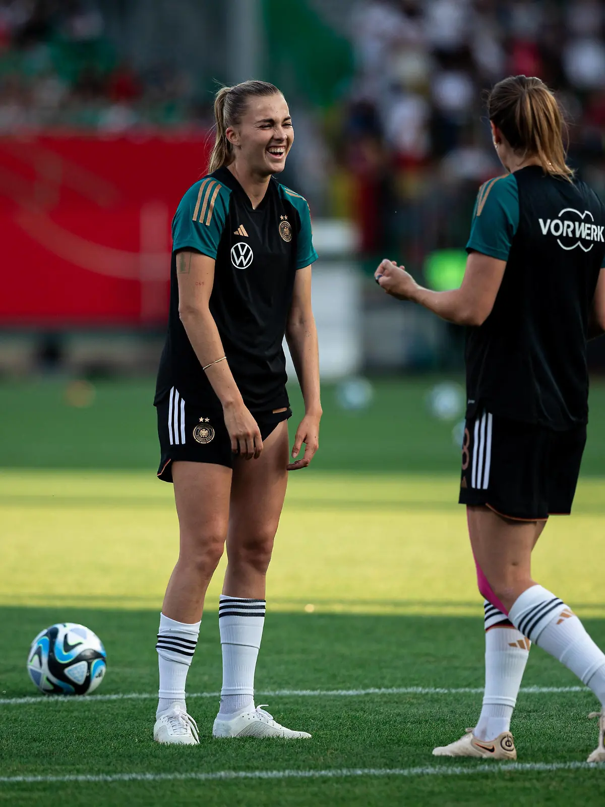 07.07.2023, xedx, GER, Fuerth, Sportpark Ronhof Thomas Sommer, Frauenfußball, Nationalmannschaft, Saison 2022 2023, Länderspiel, photogreva, Weltmeisterschaft, Testspiel Deutschland - Sambia, national team, Nationalteam natio, womensoccer Aufwaermen, Warm Up, Laura Freigang DFL regulations prohibit any use of photographs as image sequences and/or quasi-video *** 07 07 2023, xedx, GER, Fuerth, Sportpark Ronhof Thomas Sommer, womens soccer, national team, season 2022 2023, international match, photogreva, world championship, test match Germany Zambia, national team, natio, womensoccer Aufwaermen, Warm Up, Laura Freigang DFL regulations prohibit any use of photographs as image sequences and or quasi video