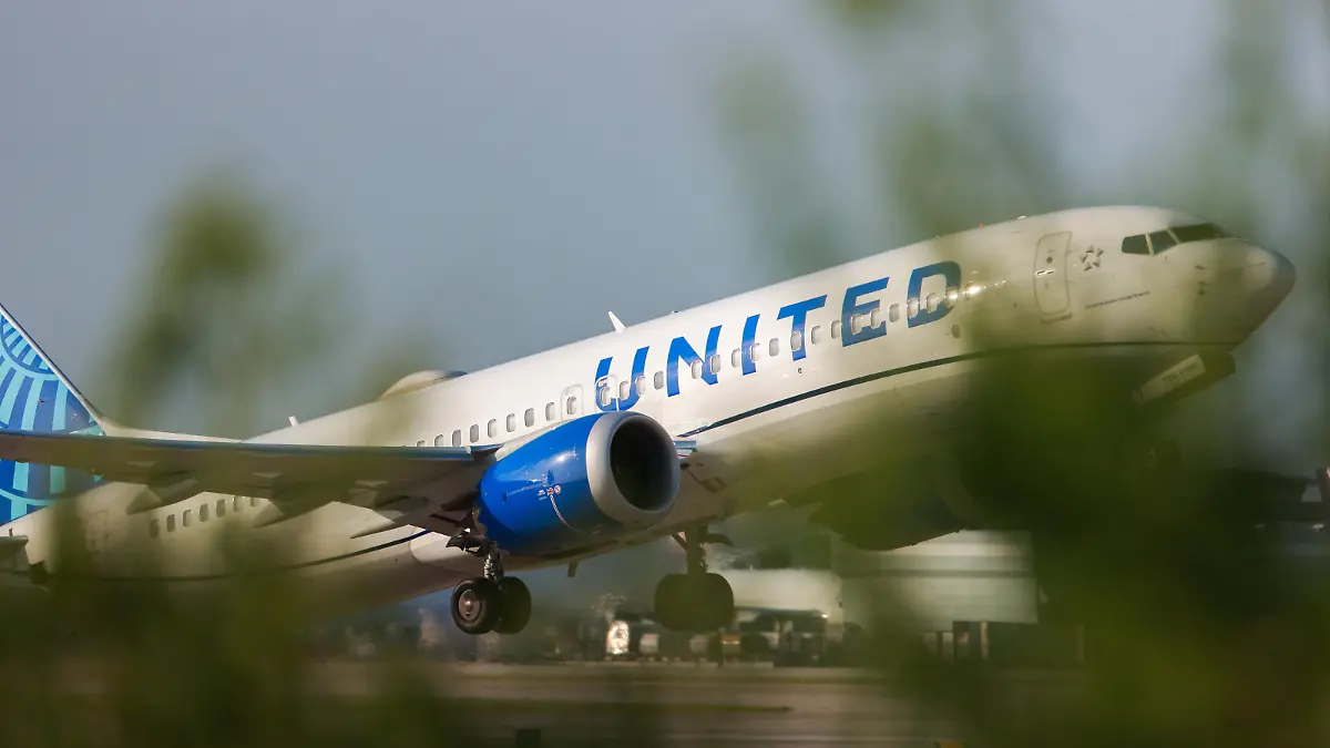 A United Airlines plane departs from George Bush Intercontinental Airport in Houston, Texas on June 25, 2023. (Photo by Reginald Mathalone/NurPhoto)
