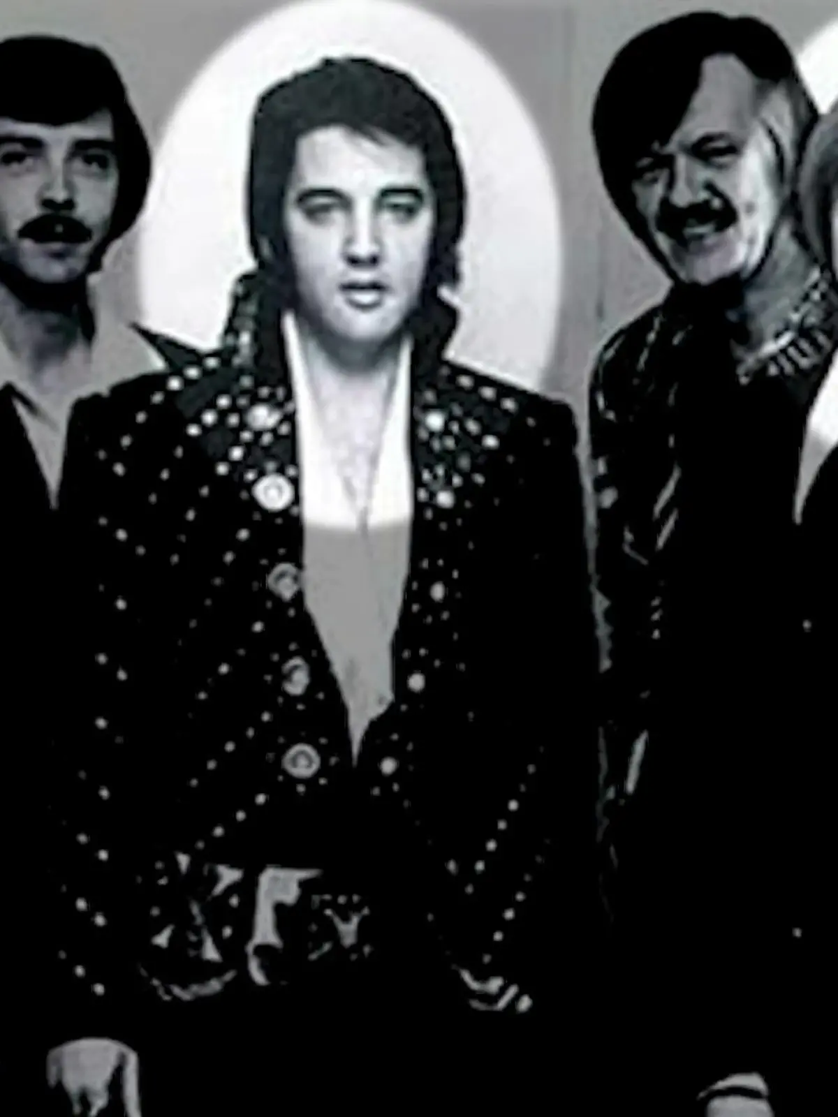 Bild zu: "Backgroundsänger über Elvis Presley"