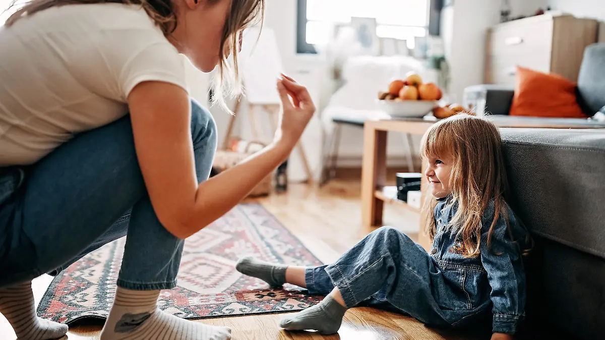 Violent mother yelling at daughter
