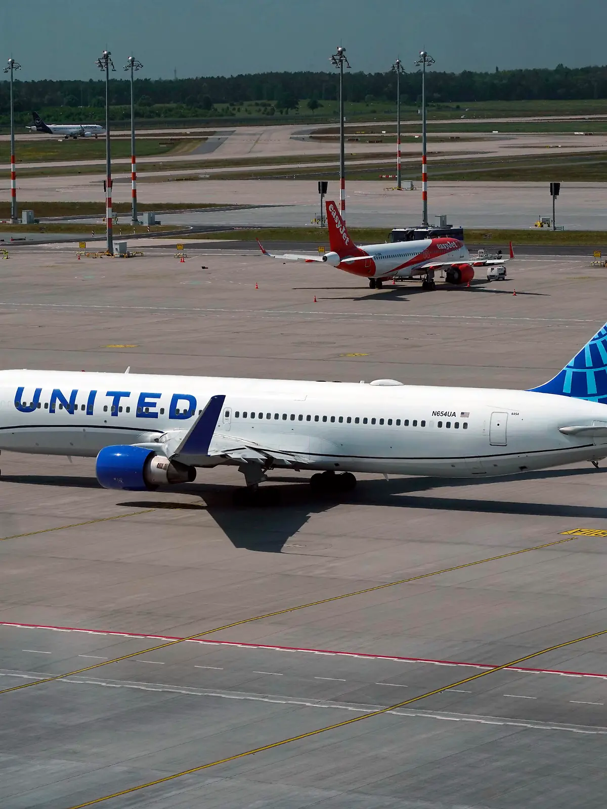 Boeing 767-400 bei einer Veranstaltung anlässlich des Erstfluges von United Airlines nach Washington, D.C. vom Fluhafen BER Berlin-Brandenburg. Berlin, 26.05.2023