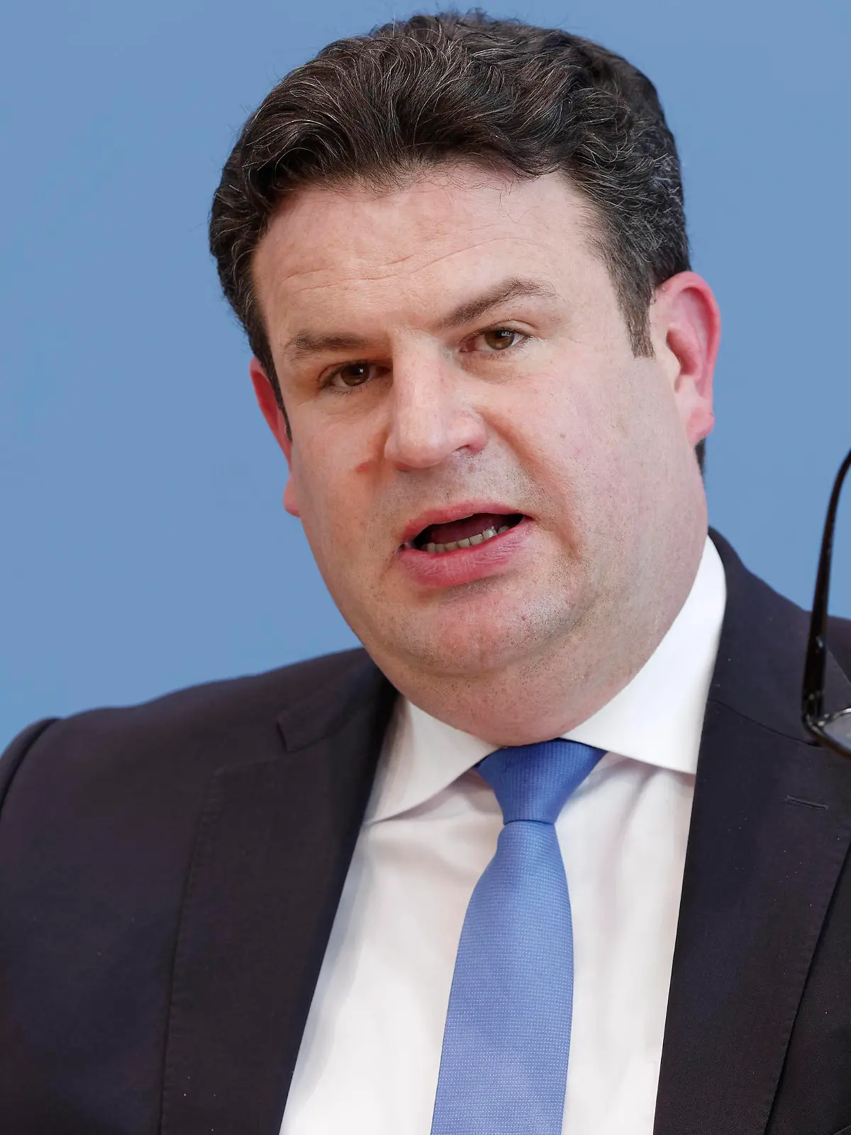  Hubertus Heil 2021-05-18, Deutschland, Berlin - Bundespressekonferenz zur Übergabe des Arbeitsweltberichts durch den Rat der Arbeitswelt. Im Bild Hubertus Heil SPD, Bundesminister für Arbeit und Soziales,. *** Hubertus Heil 2021 05 18, Germany, Berlin Federal Press Conference for the handover of the Working World Report by the Working World Council In the picture Hubertus Heil SPD , Federal Minister of Labour and Social Affairs,