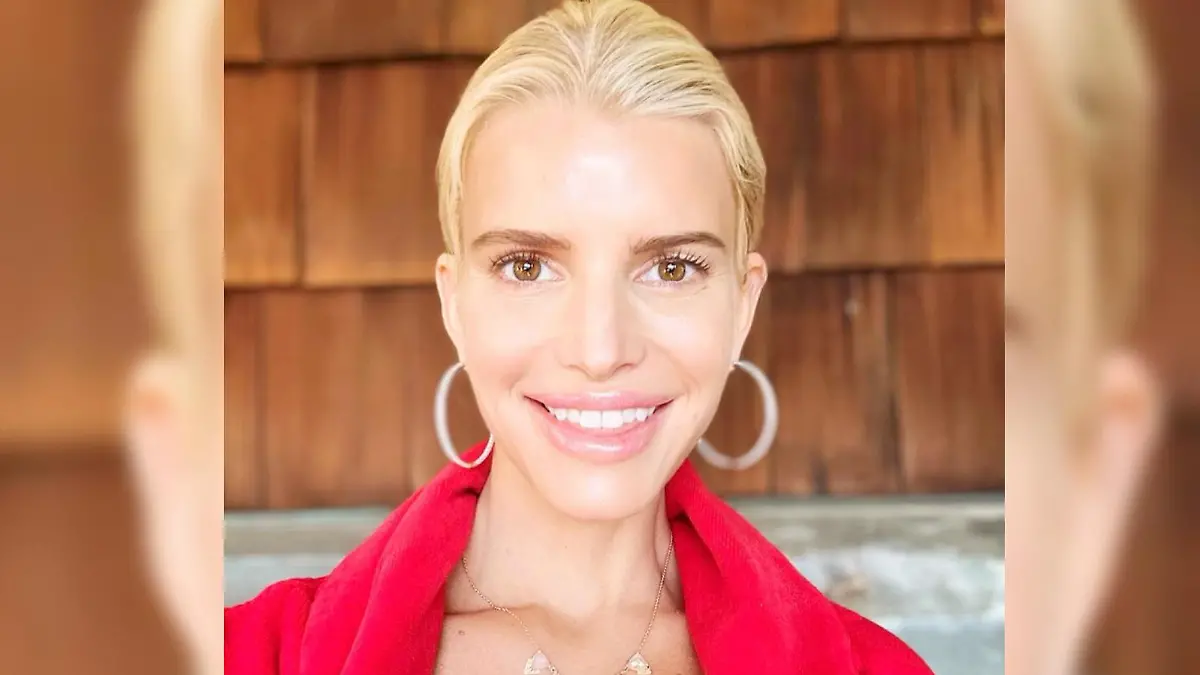 Ist Jessica Simpson auf diesem Foto wirklich ungeschminkt? Sie behauptet: Ja!