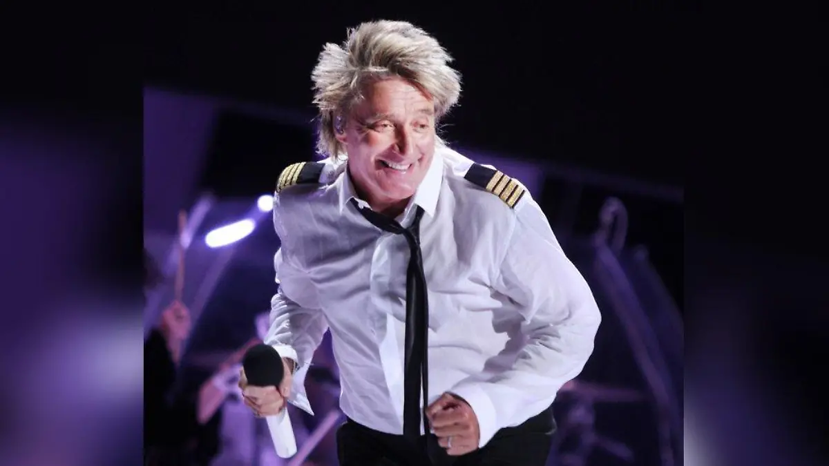 Rod Stewart holt seine 94-jährige Schwester auf die Bühne