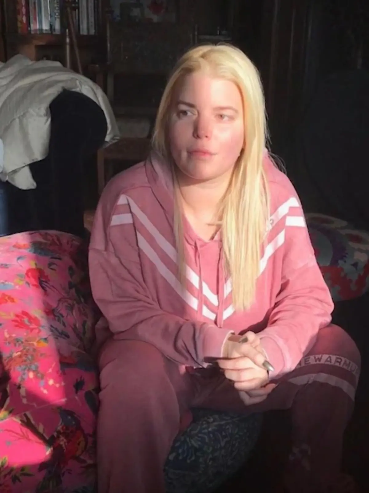 Bild zu: "Jessica Simpson erinnert mit Schockfoto an Alkoholsucht"