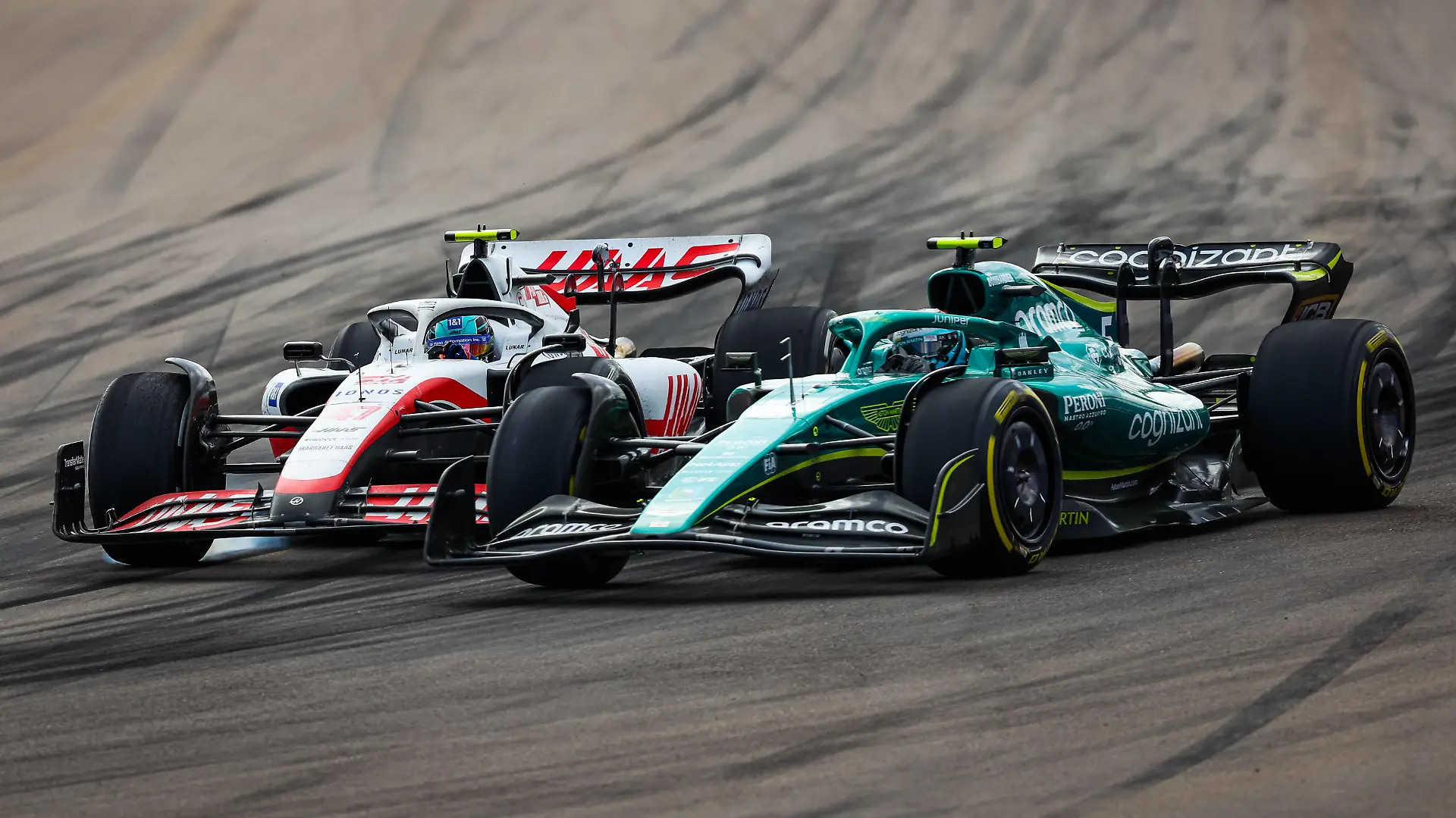 47 SCHUMACHER Mick ger, Haas F1 Team VF-22 Ferrari, 05 VETTEL Sebastian ger, Aston Martin F1 Team AMR22, action crash, accident, during the Formula 1 Crypto.com Miami Grand Prix 2022, 5th round of the 2022 FIA Formula One World Championship, WM, Weltmeisterschaft on the Miami International Autodrome, from May 6 to 8, 2022 in Miami Gardens, Florida, United States of America - F1 - MIAMI GRAND PRIX 2022 - RACE DPPI/Panoramic PUBLICATIONxNOTxINxFRAxITAxBEL 20220508_GOOD1151