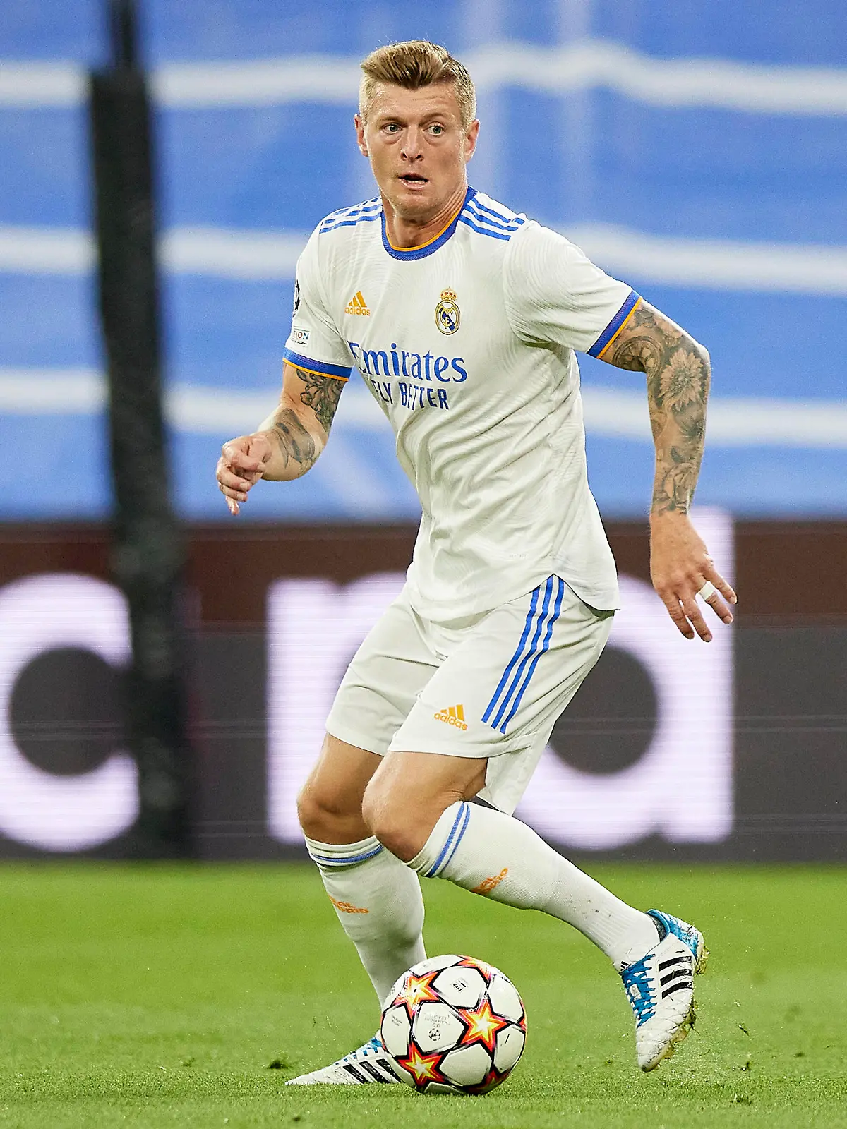 ESP: Real Madrid - Manchester City. UEFA Champions League. Semifinals. Toni Kroos of Real Madrid during the UEFA Champions League match between Real Madrid and Mancheaster City played at Santiago Bernabeu Stadium on May 4, 2021 in Madrid Spain. kpng Copyright: xRubenxAlbarranx/xPRESSINPHOTOx RA_220504_017A