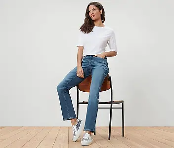 Straight Jeans