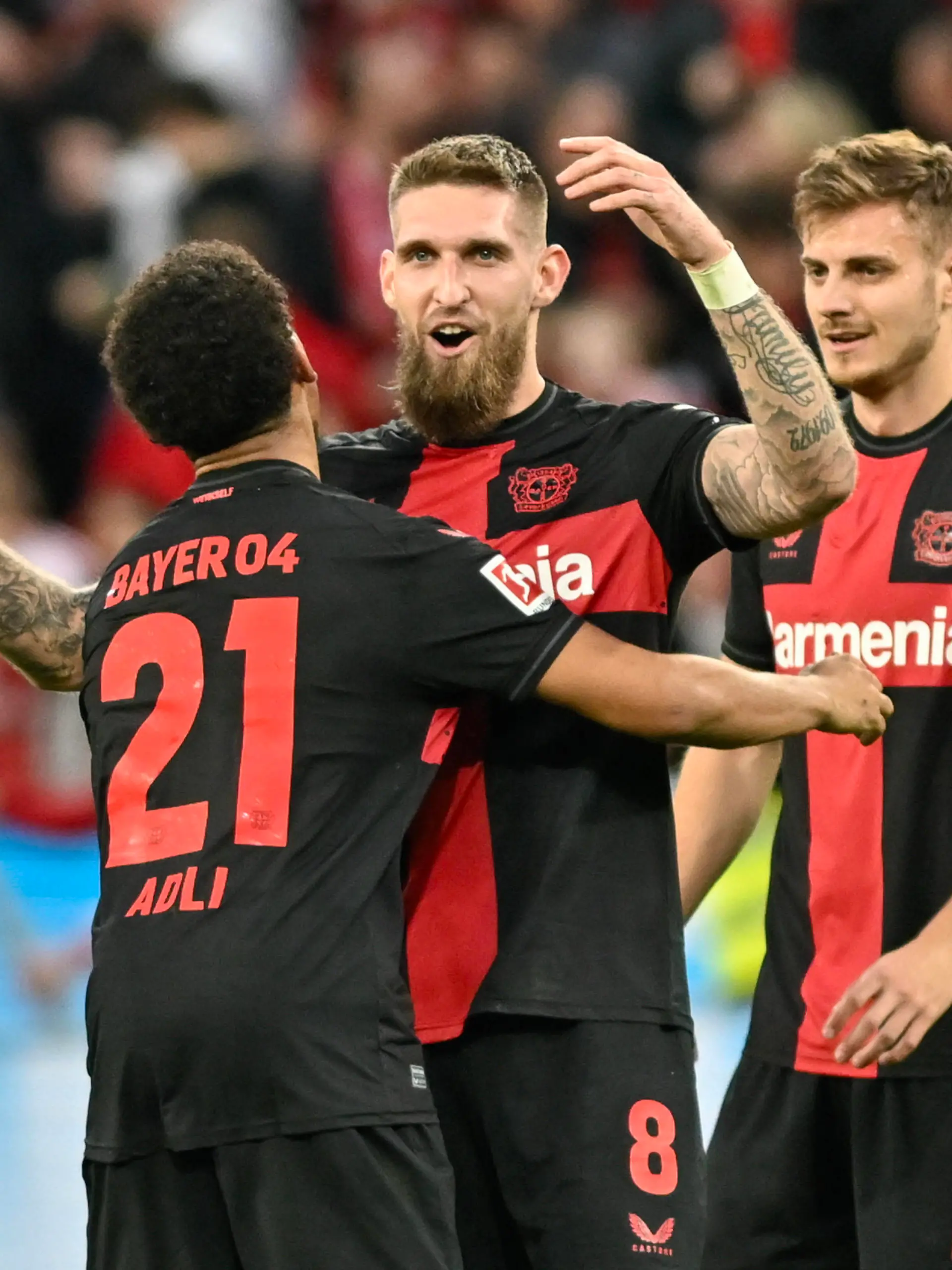 Schlussjubel / Schlußjubel / Emotion / Freude / der Spieler von Leverkusen, Amine Adli  21, Bayer Leverkusen k8 Josip Stanisic  2, Bayer Leverkusen 27.04.2024 Fussball Bayer 04 Leverkusen vs VfB Stuttgart, BayArena, Leverkusen, DFB/DFL REGULATIONS PROHIBIT ANY USE OF PHOTOGRAPHS AS IMAGE SEQUENCES AND/OR QUASI-VIDEO NRW Germany *** Final cheer Final cheer Emotion Joy of the players of Leverkusen, Amine Adli 21, Bayer Leverkusen k8 Josip Stanisic 2, Bayer Leverkusen 27 04 2024 Soccer Bayer 04 Leverkusen vs VfB Stuttgart, BayArena, Leverkusen, DFB DFL REGULATIONS PROHIBIT ANY USE OF PHOTOGRAPHS AS IMAGE SEQUENCES AND OR QUASI VIDEO NRW Germany Copyright: xpepphotox/xHorstxMauelshagenx pep00321, pep_20240427_hm