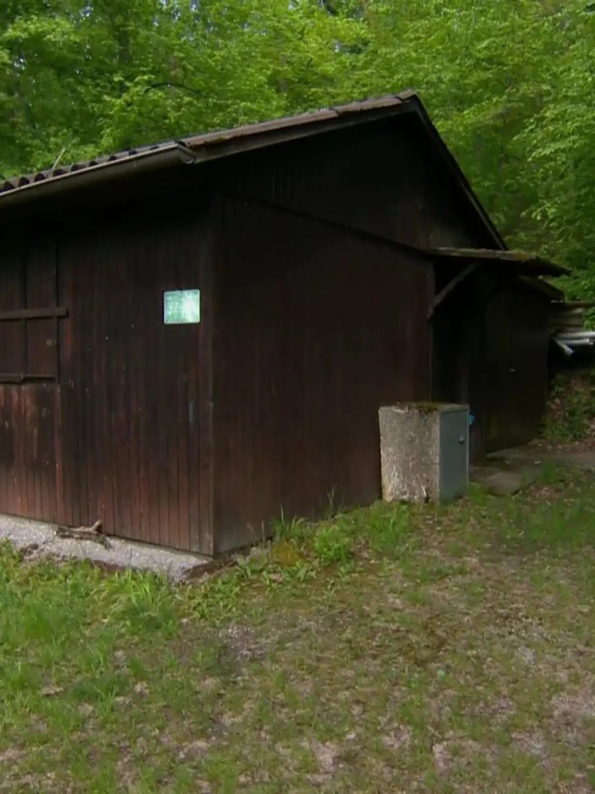 Die Jagdhütte bei Burgbernheim (Bayern) gehört seit Jahren der Familie