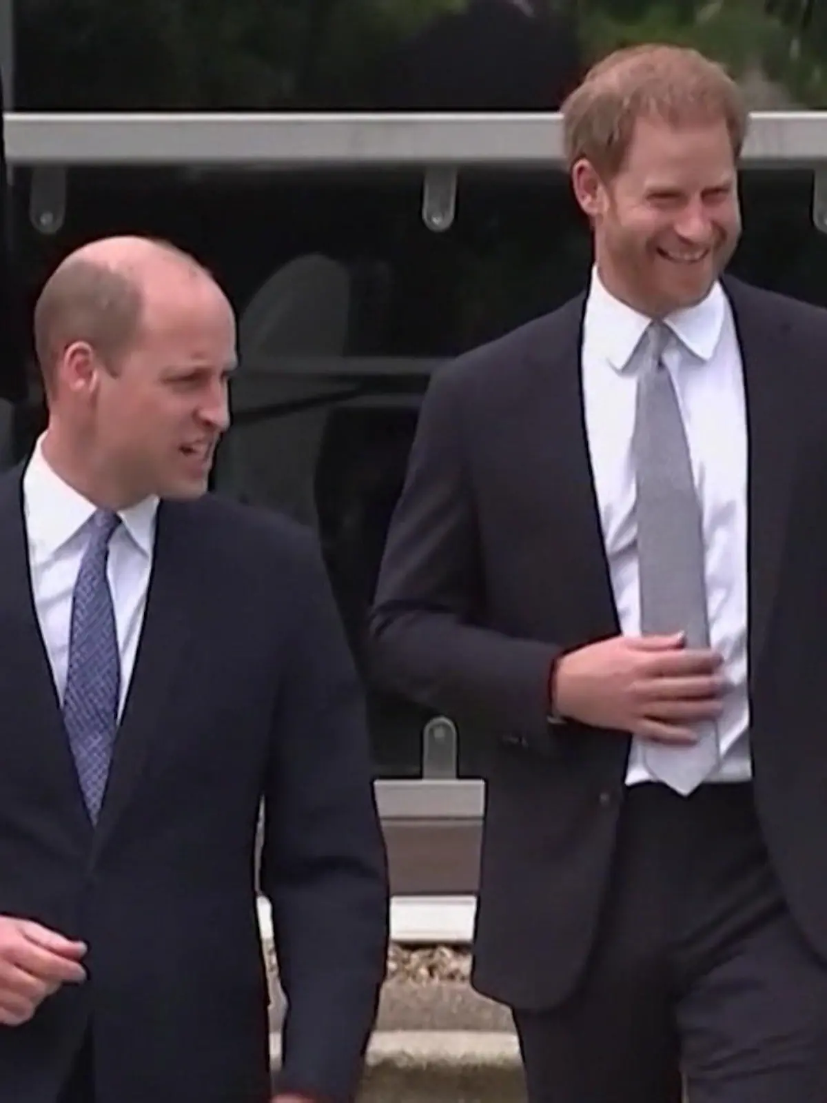 Bild zu: "Plötzliche Annäherung bei William und Harry?"