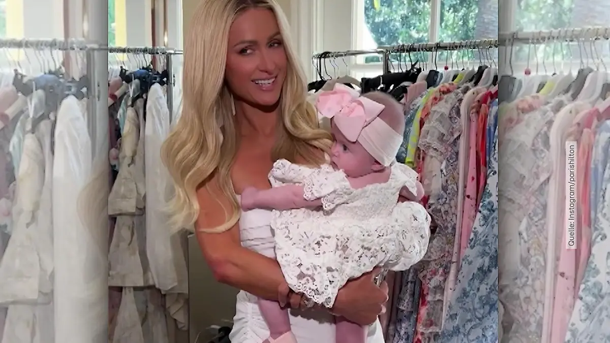 Paris Hilton hat's mit dem Tanning eindeutig übertrieben! Mami, bist du's??
