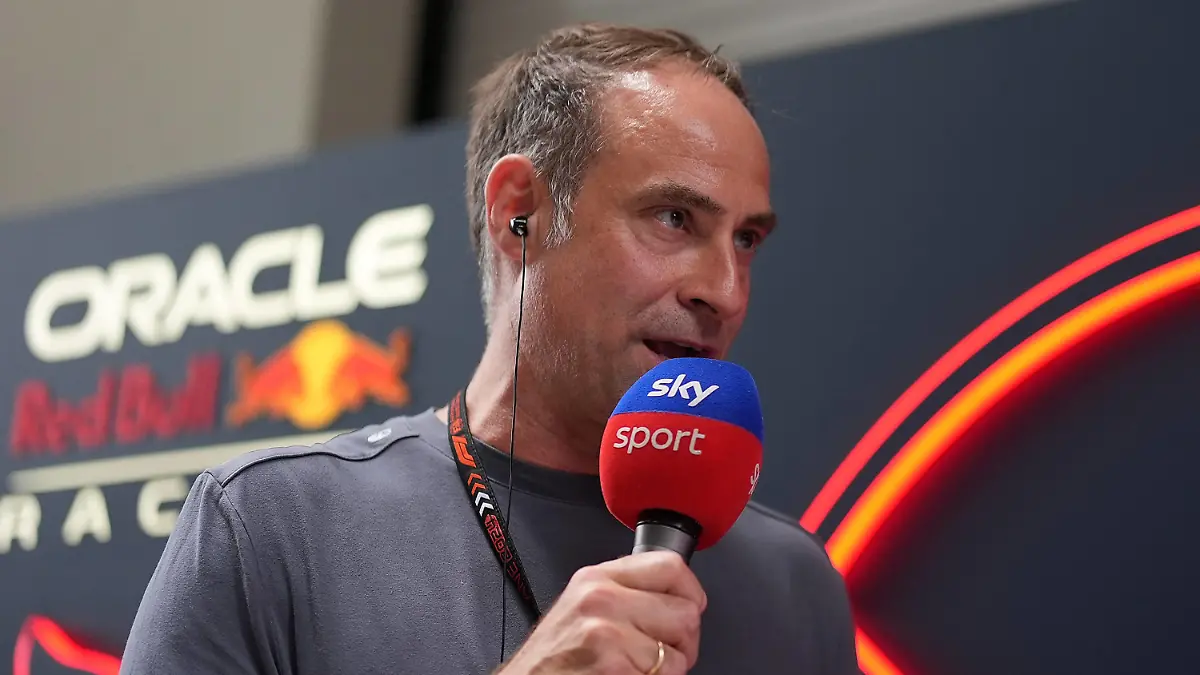 05.05.2024, Miami International Autodrome, Miami, Formula 1 Crypto.com Miami Grand Prix,im Bild Red Bull Chef Oliver Mintzlaff. Defodi-506_20240505_hbr_2289 *** 05 05 2024, Miami International Autodrome, Miami, Formula 1 Crypto com Miami Grand Prix,in the picture Red Bull boss Oliver Mintzlaff Defodi 506 20240505 hbr 2289 Defodi-506