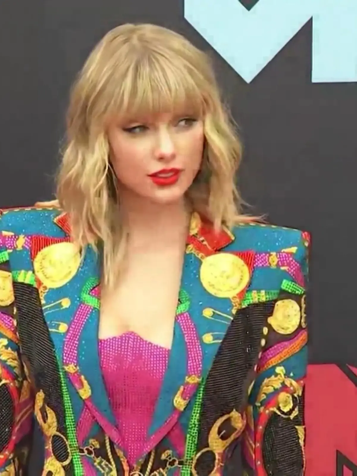 Bild zu: "Taylor Swift - kriminelle wollen Konzerttickets stehlen"