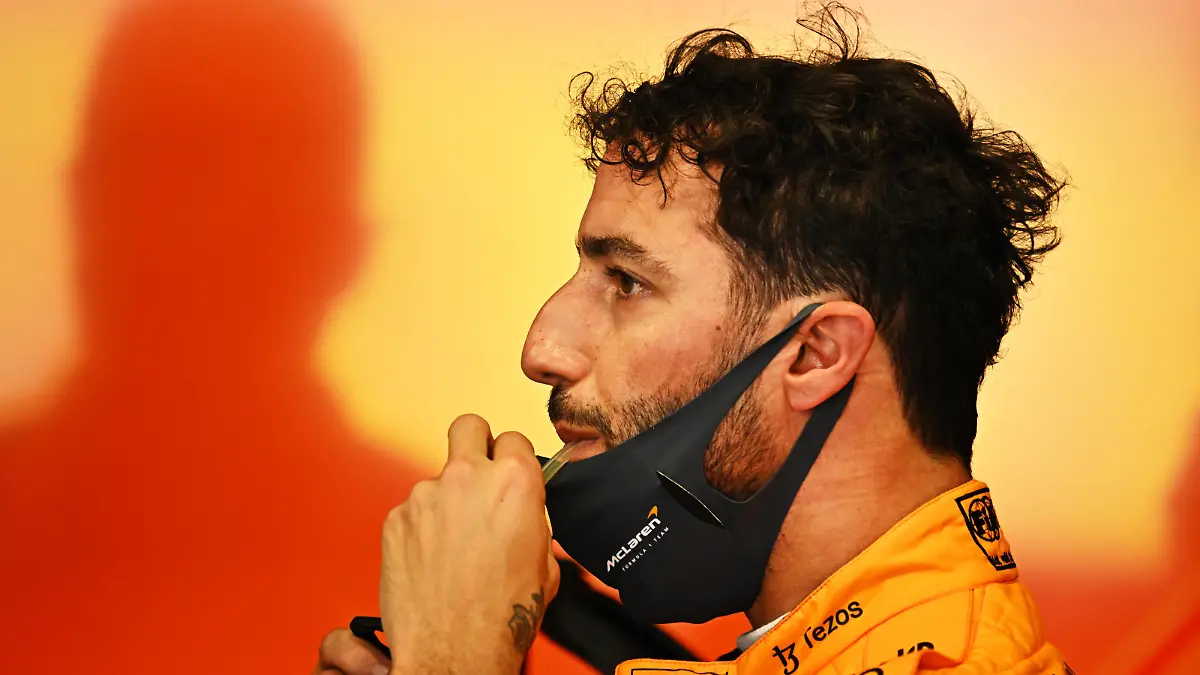 BARCELONA, SPAIN - MAY 21: Daniel Ricciardo of Australia and McLaren looks on in the garage during practice ahead of the F1 Grand Prix of Spain at Circuit de Barcelona-Catalunya on May 21, 2022 in Barcelona, Spain. (Photo by Clive Mason/Getty Images)