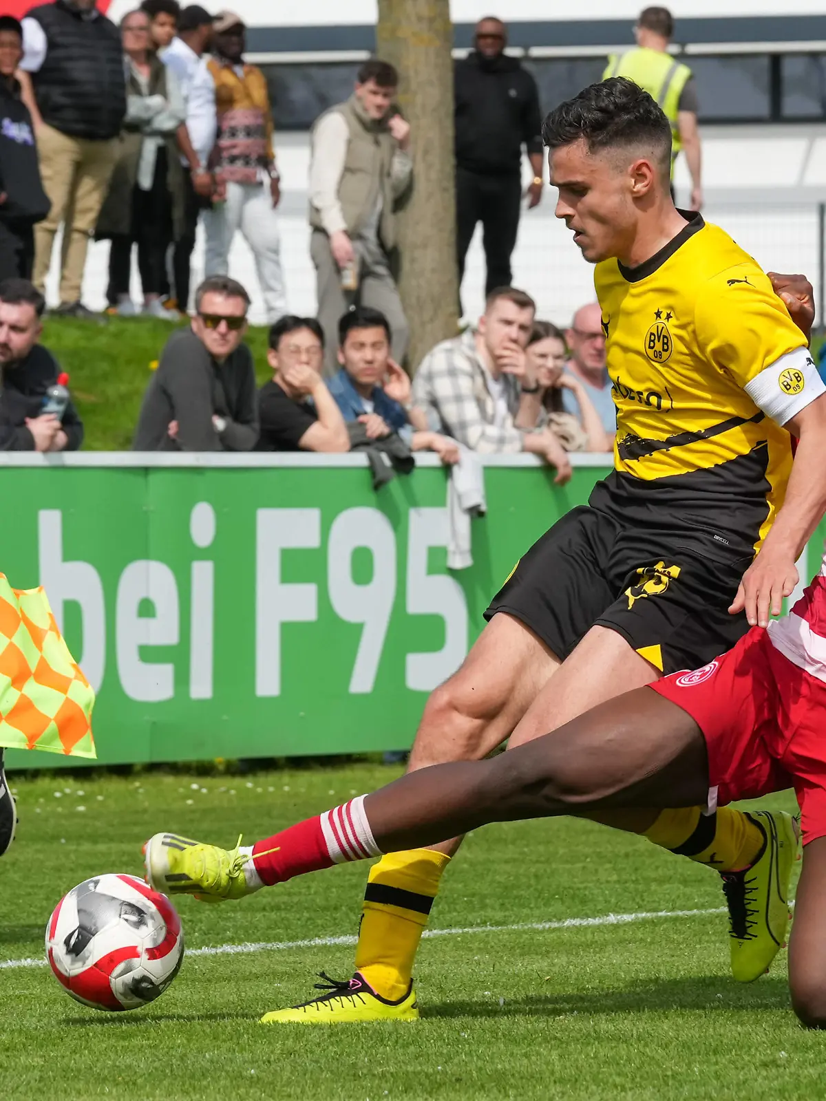 Samstag, 13.04.2024 Saison 2023 2024 22. Spieltag A-Junioren-Bundesliga im Sportplatz Flingern, Düsseldorf, Germany. Fortuna Düsseldorf U19 - BV Borussia Dortmund U19. Kjell-Arik Wätjen BVB *** Saturday, 13 04 2024 Season 2023 2024 22 Matchday A Junior Bundesliga at Sportplatz Flingern, Düsseldorf, Germany Fortuna Düsseldorf U19 BV Borussia Dortmund U19 Kjell Arik Wätjen BVB