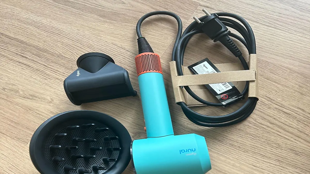 Ausgestattet mit neuer Technologie soll dieser Föhn von Dyson eine noch bessere Leistung erbringen.