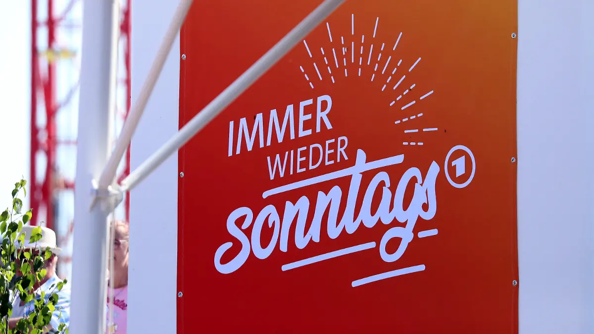 „Immer wieder sonntags“-Logo