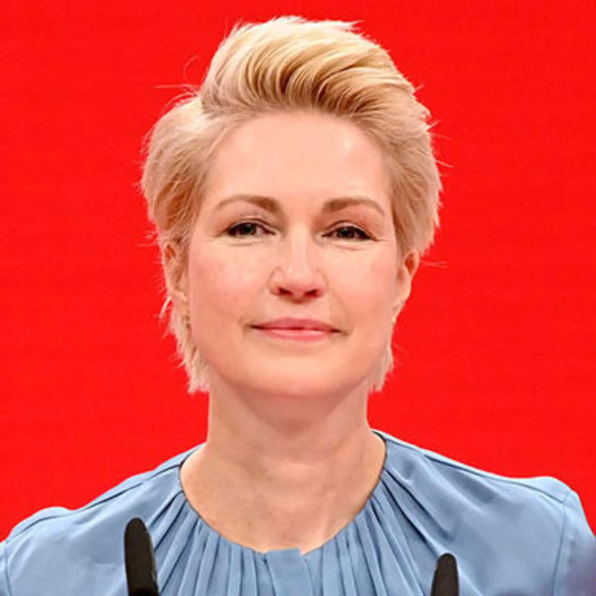 manuela-schwesig-t7183 manuela-schwesig-t7183
