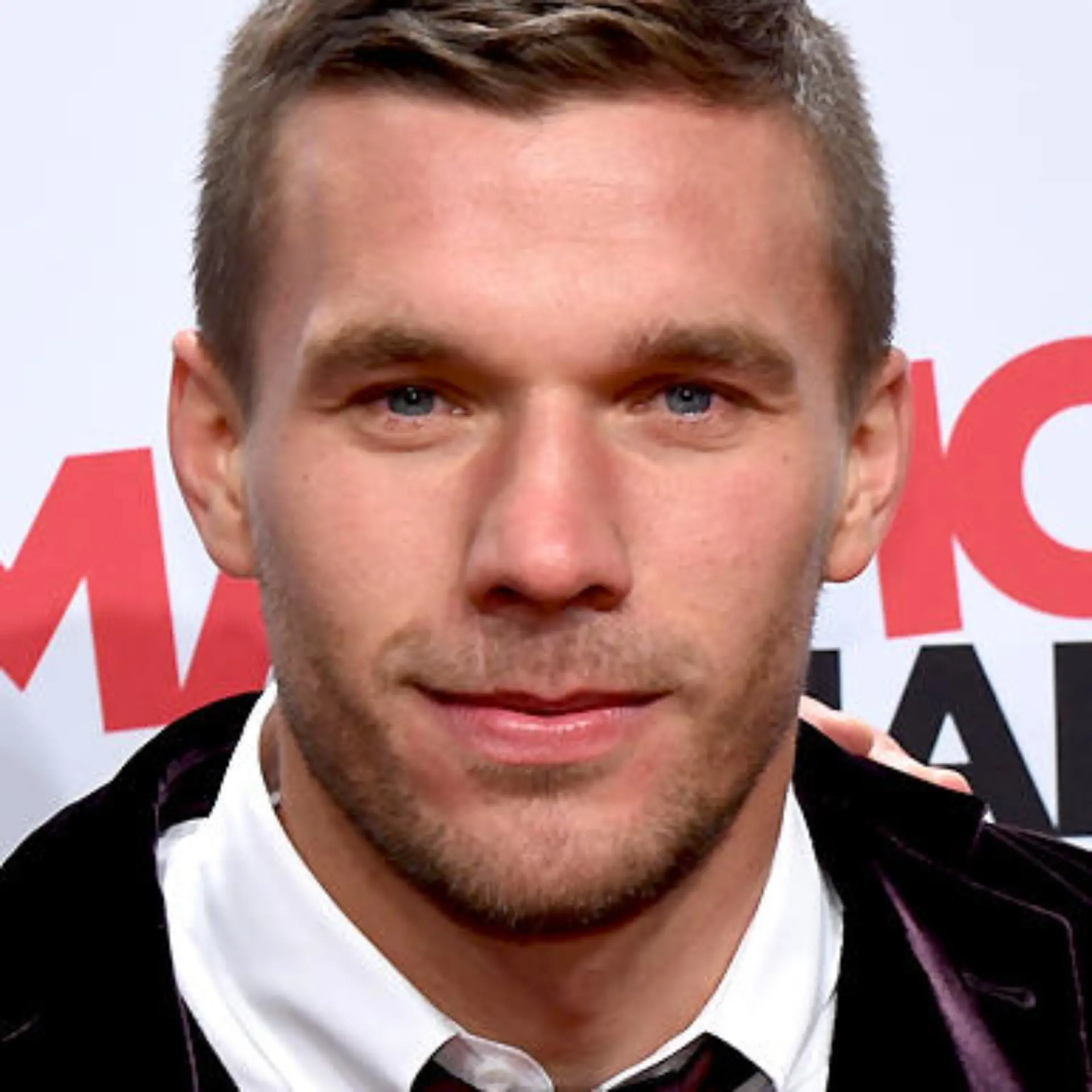 lukas-podolski-t7361 lukas-podolski-t7361