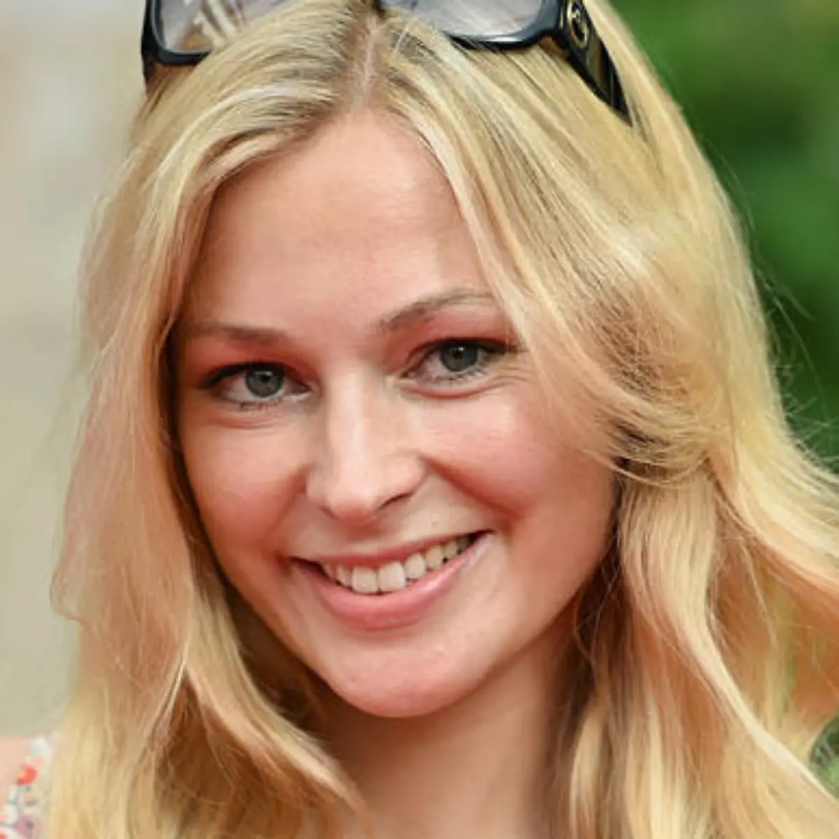 sarah-stork-t7477