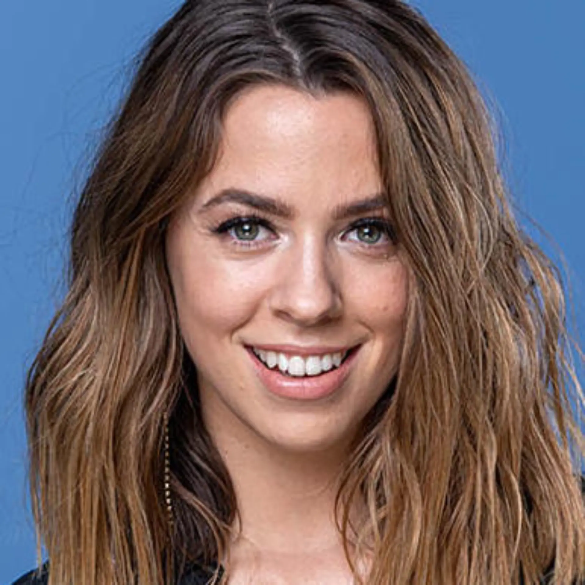 vanessa-mai-t8605 vanessa-mai-t8605