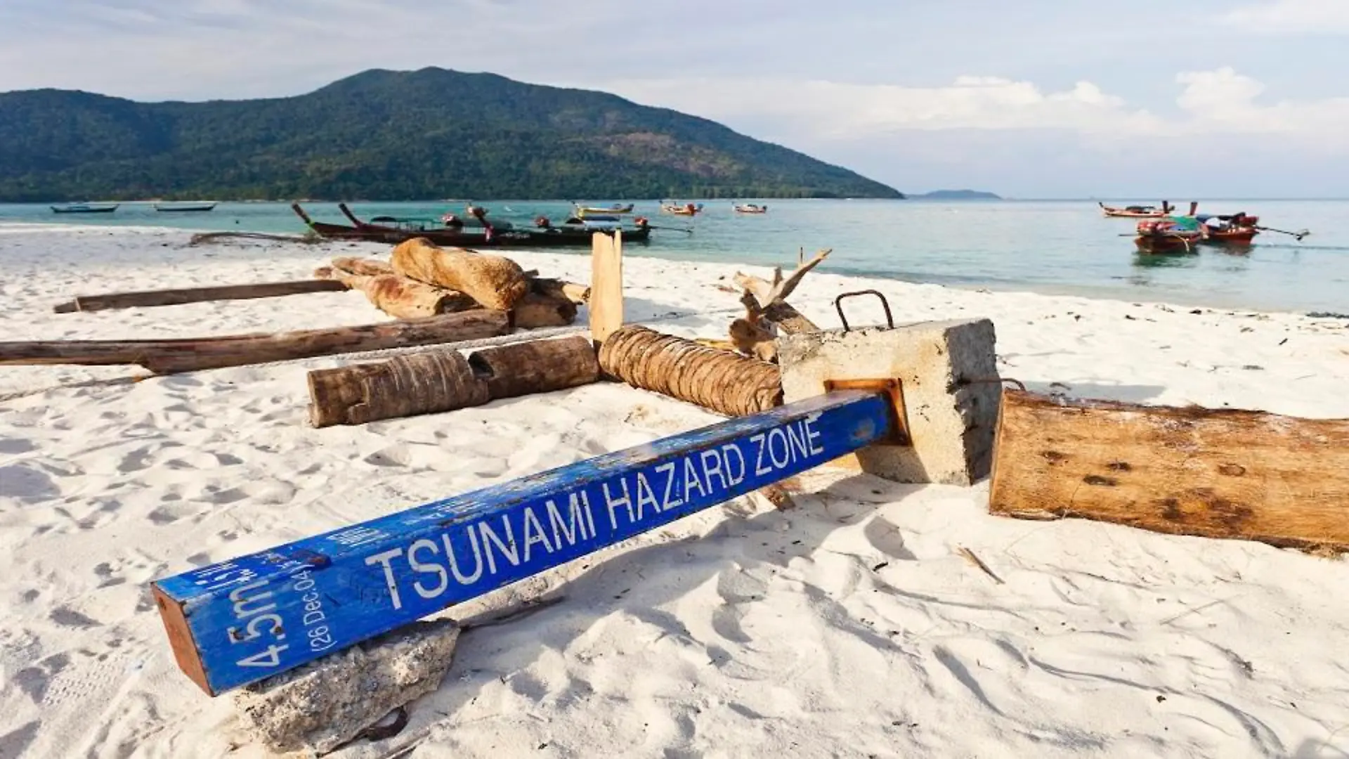 tsunami-t9114