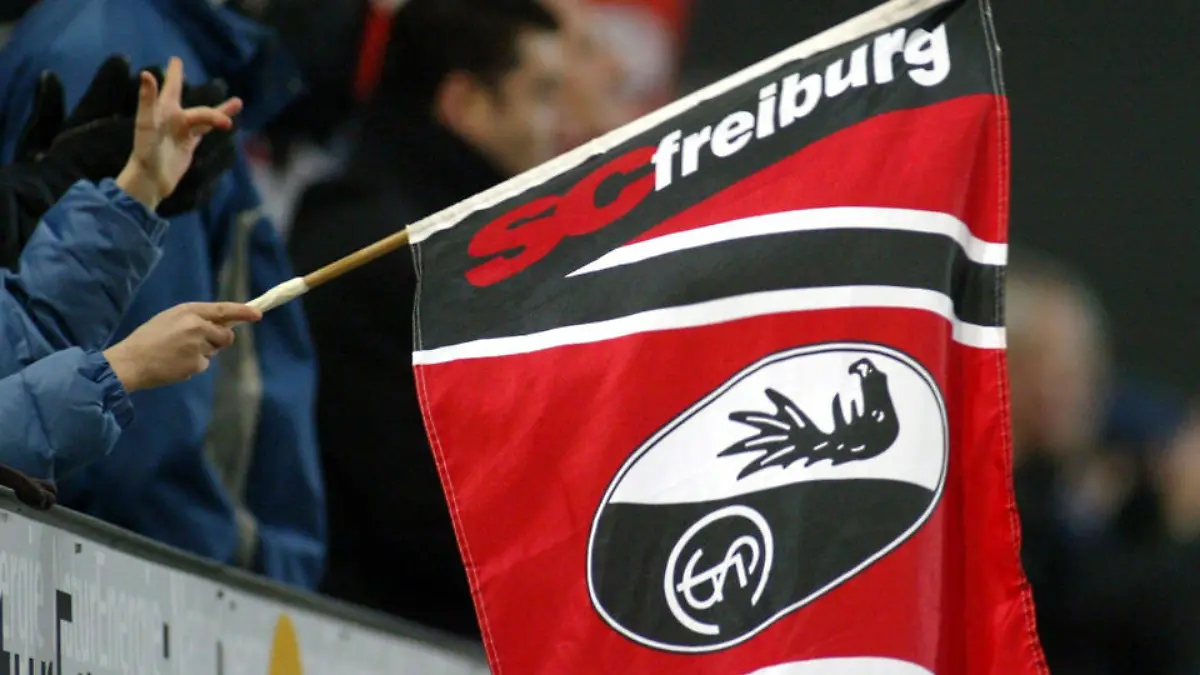 sc-freiburg-t9281