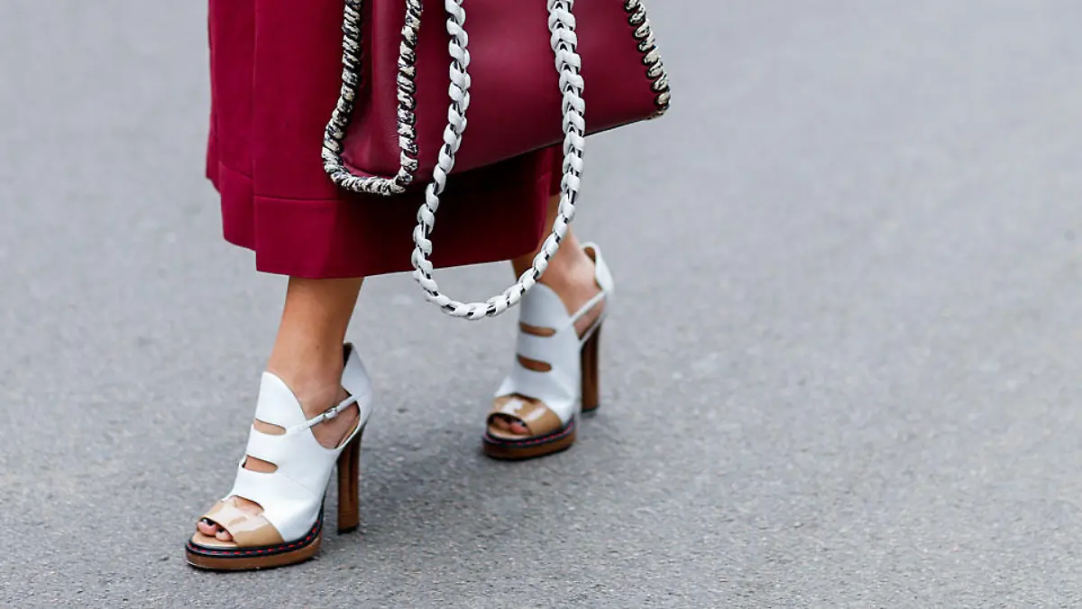 high-heels-t10260