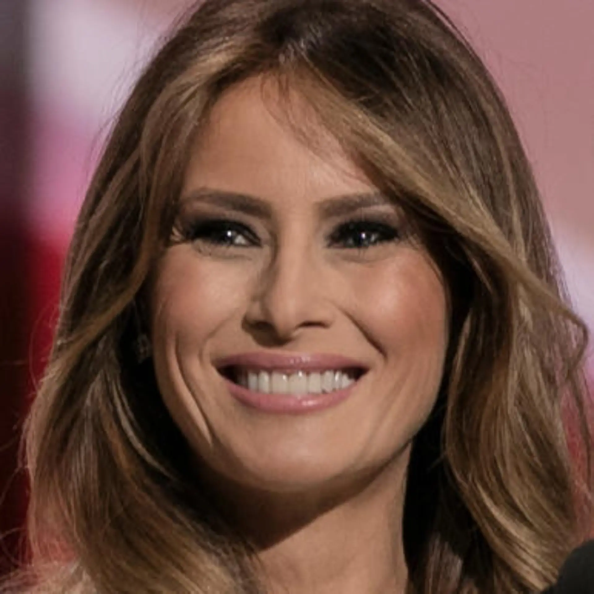 melania-trump-t10572 melania-trump-t10572