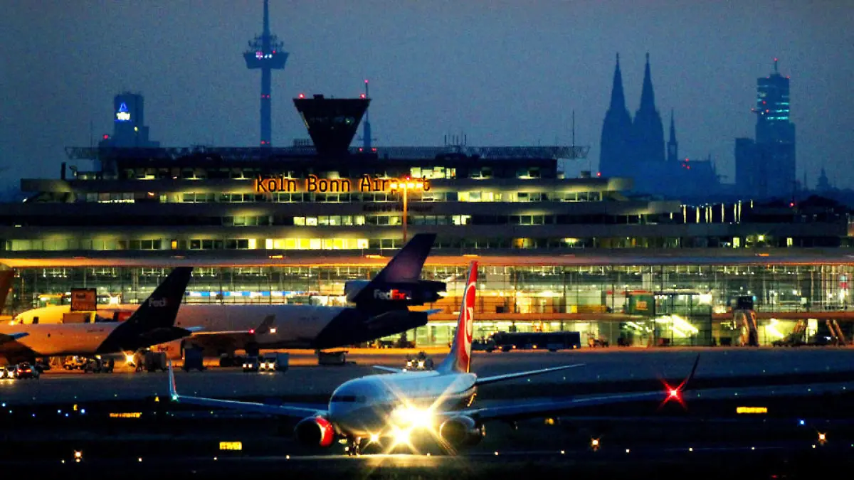 flughafen-koeln-bonn-t10759