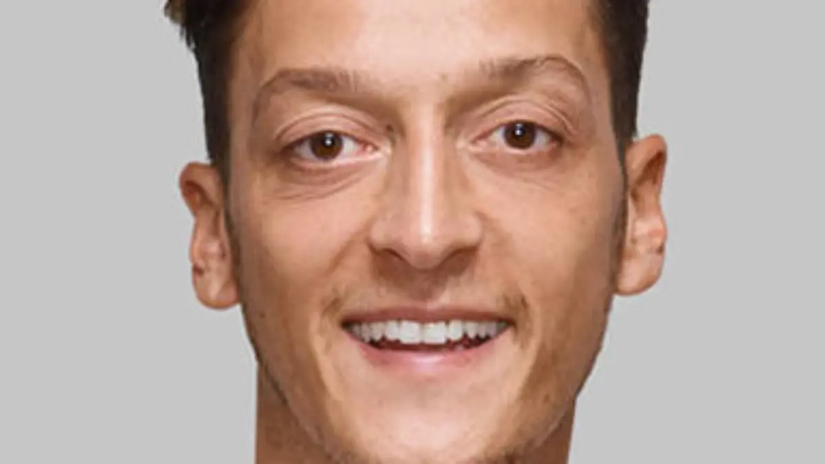 mesut-zil-t10954