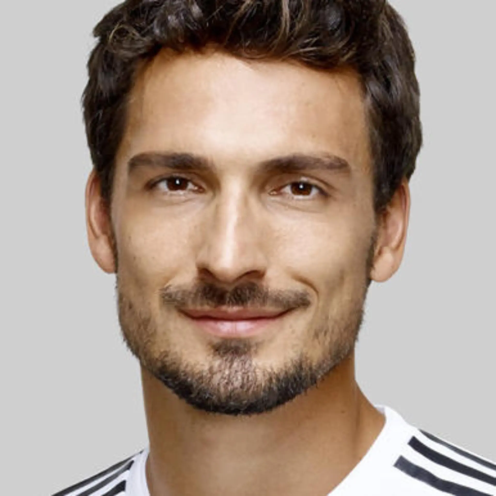 mats-hummels-t10956 mats-hummels-t10956