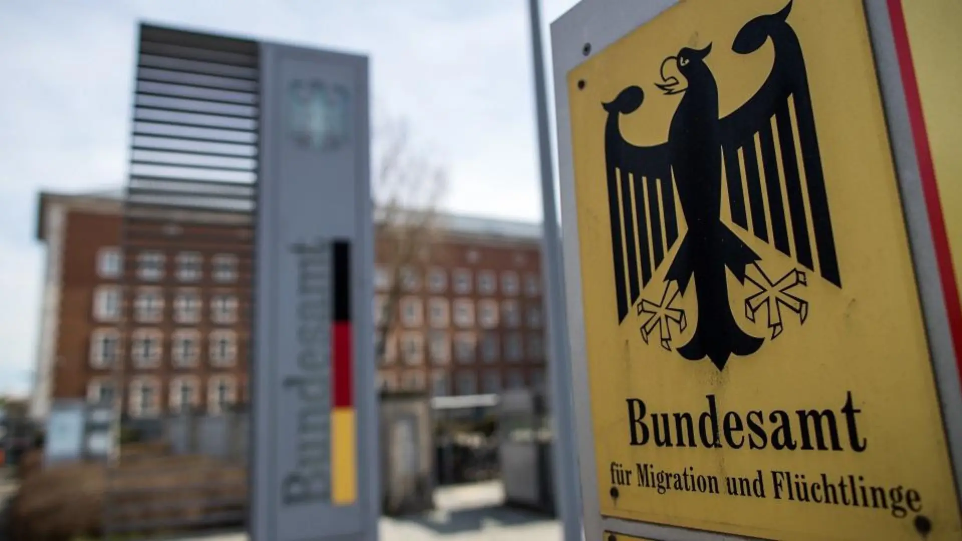 bundesamt-f-r-migration-und-fl-chtlinge-bamf-t10947