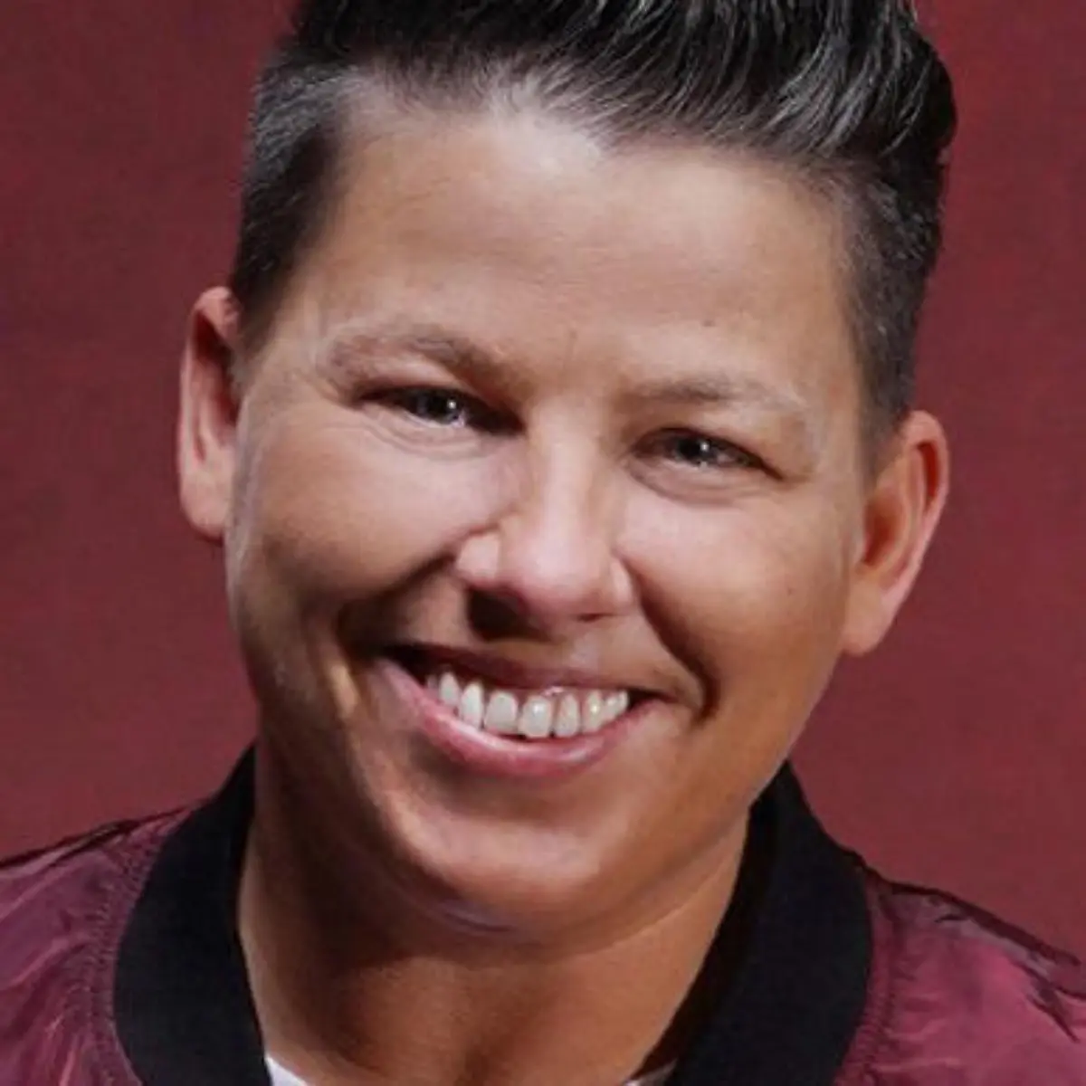 kerstin-ott-t11058