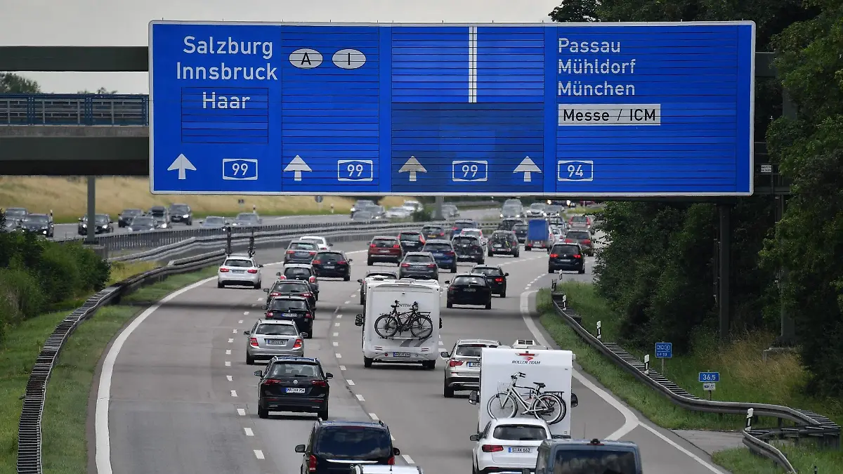autobahn-99-t11697