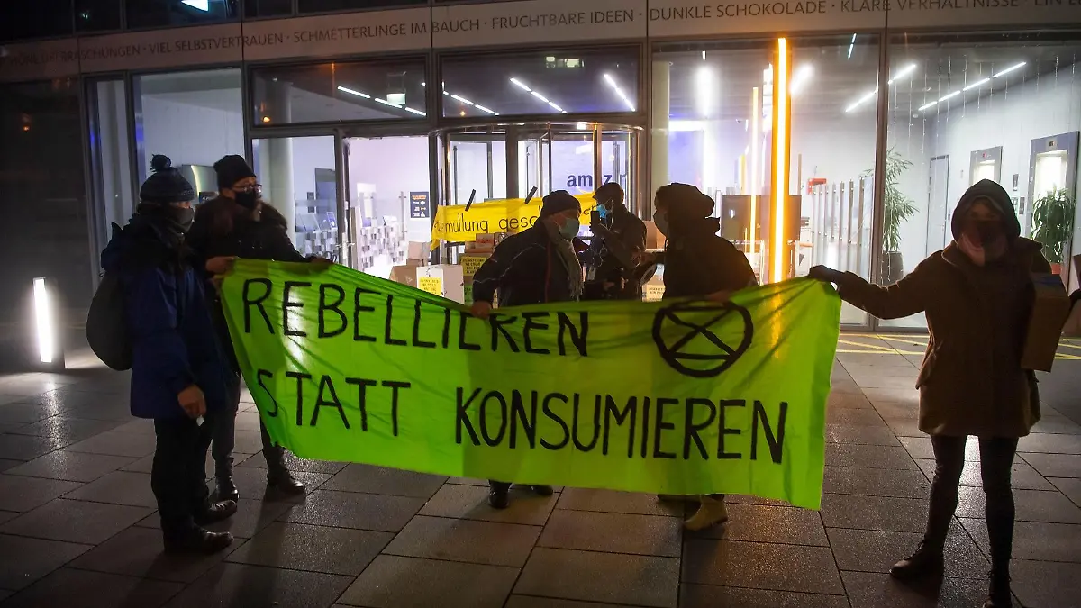 extinction-rebellion-t11886