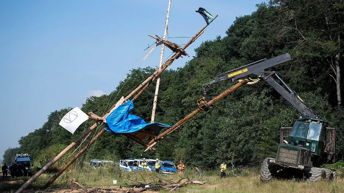hambacher-forst-t12072