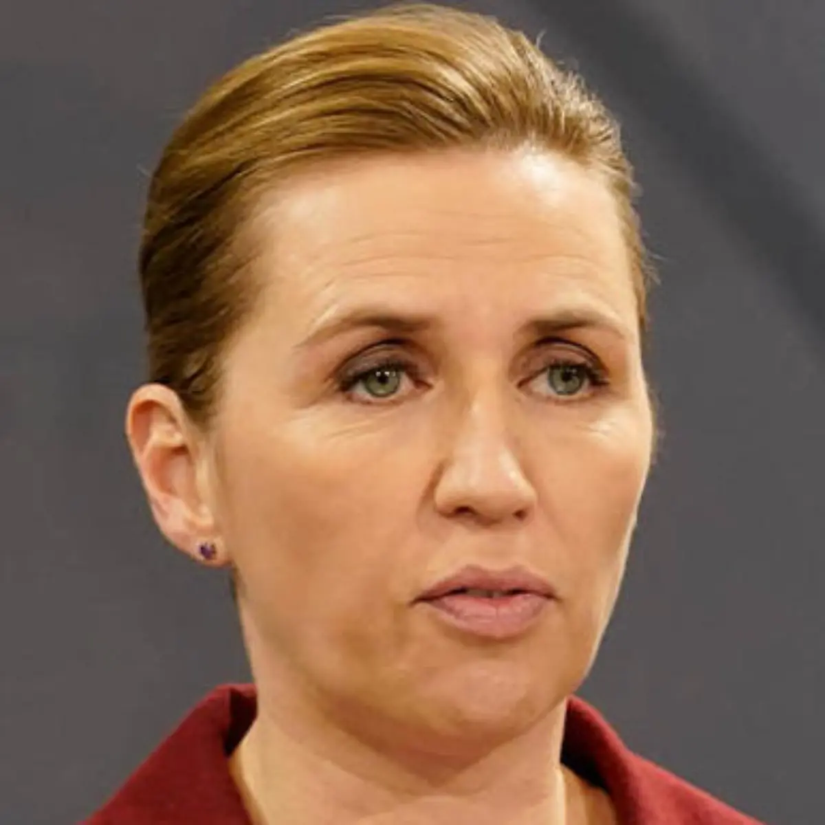 mette-frederiksen-t12402