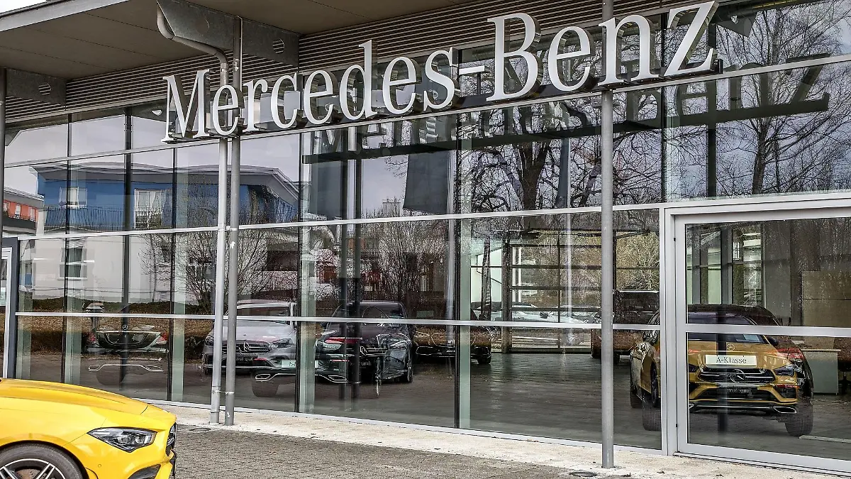 mercedes-benz-t12396