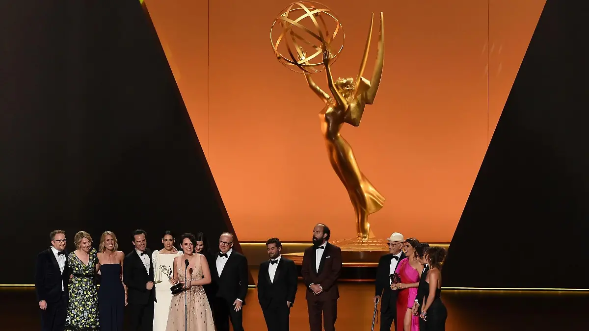 emmy-award-t13479