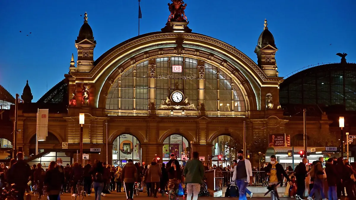 hauptbahnhof-frankfurt-t14217