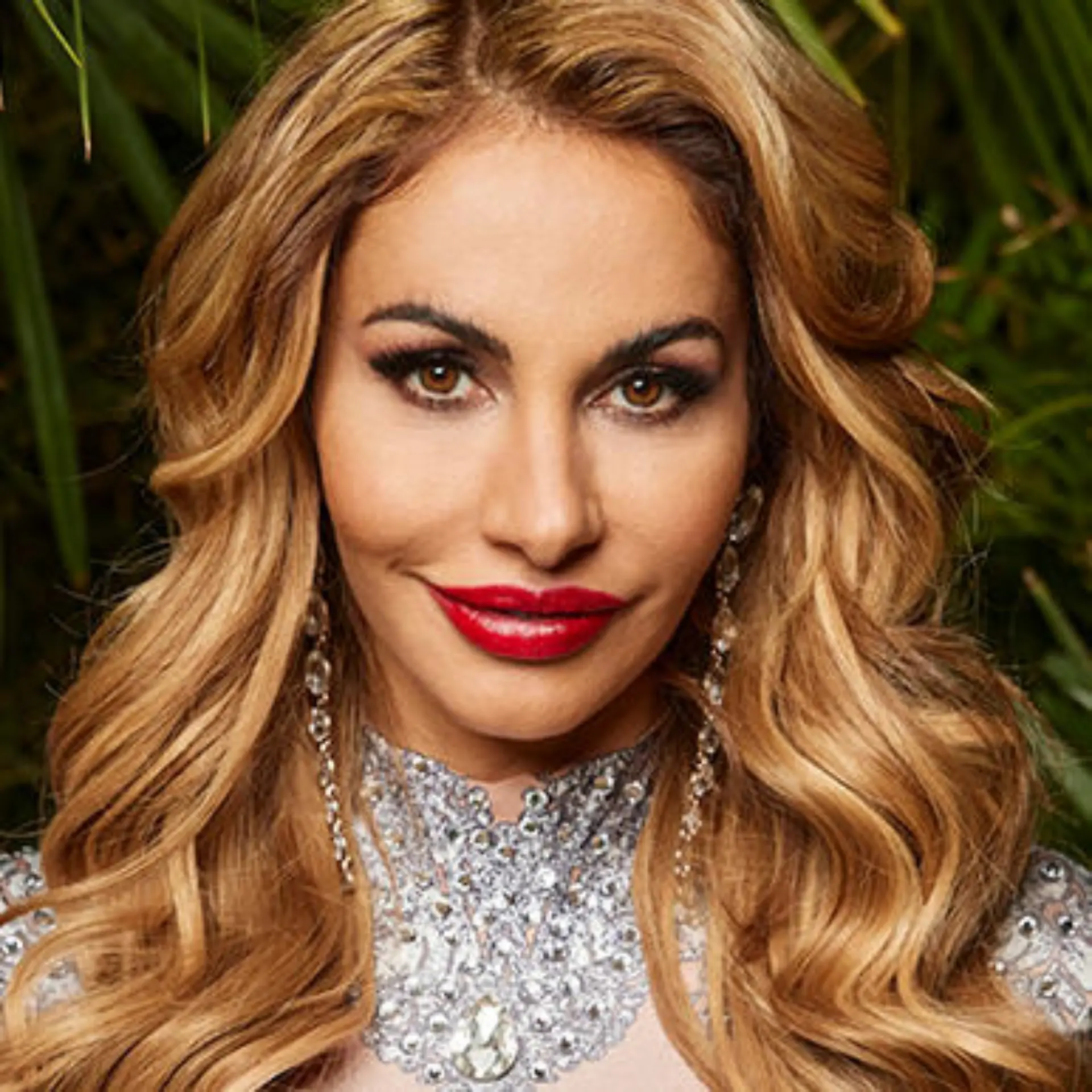 janina-youssefian-t16171 janina-youssefian-t16171